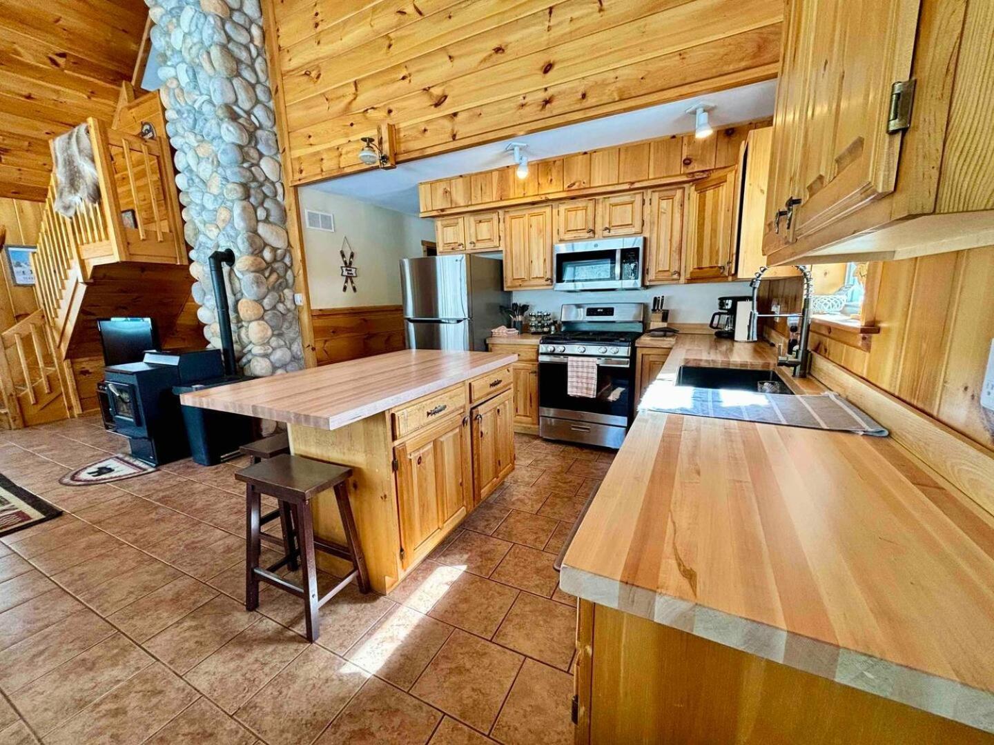 Ski Chalet W-Hot Tub, Only 3 Min To Sunday River Ski Lifts! Bethel Exterior foto